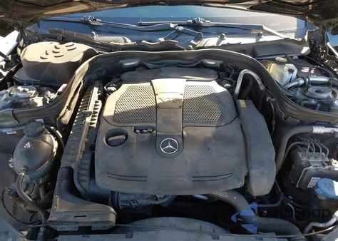 2012 Mercedes-Benz E 350 z USA, uszkodzony, nr VIN WDDHF5KB3CA544588